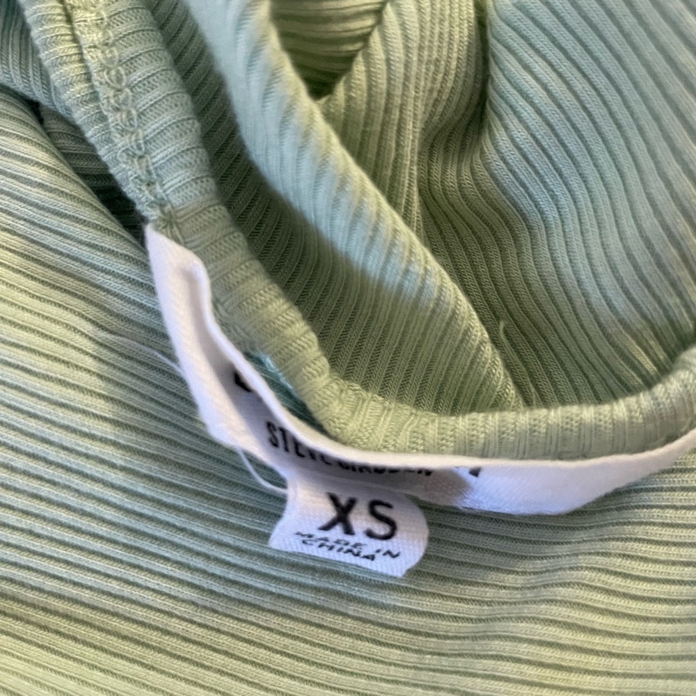 One shoulder top - Picture 3 of 3